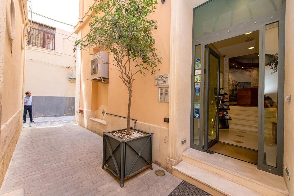 Residence Arco Antico Syracuse Exterior photo